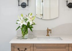 Traditional Primary Bath